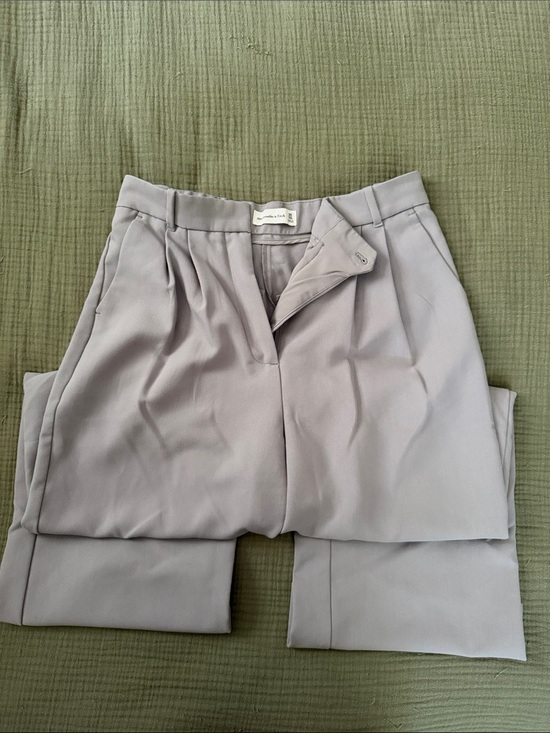 Abercrombie & Fitch Pants - Abercrombie & Fitch Light Gray Dress Trousers